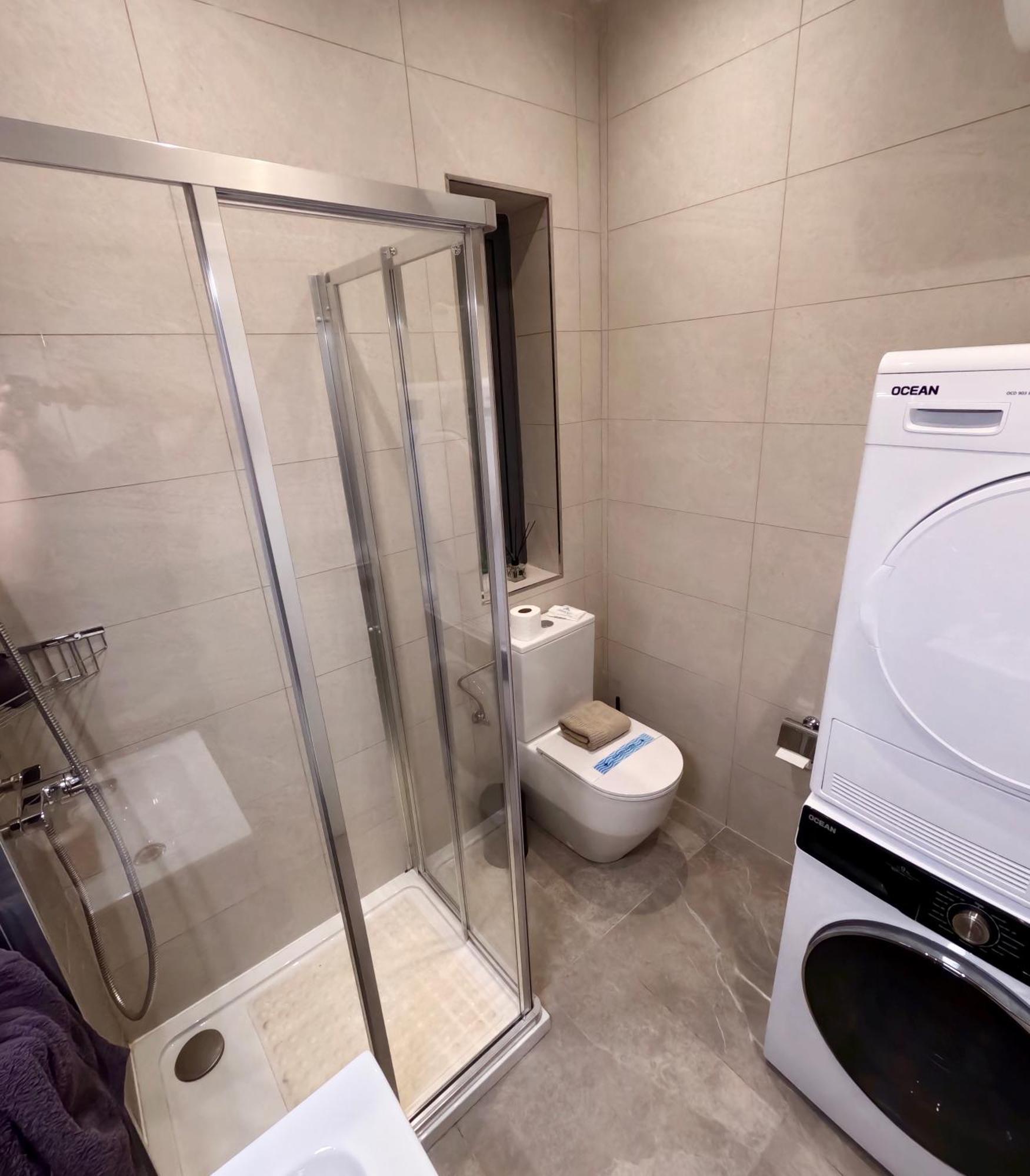 Apartman Modern In St Julian's Malta, With Breathtaking Views Of Spinola Bay